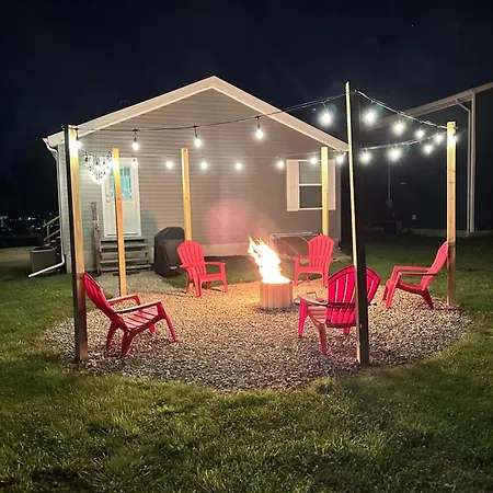 3 Bedroom In Hocking Hills W King Bed Logan Ohio